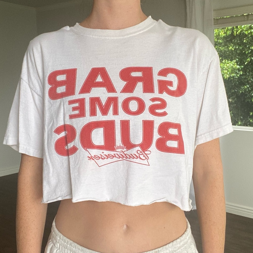 ‘Grab Some Buds’ Budweiser Cropped Tee